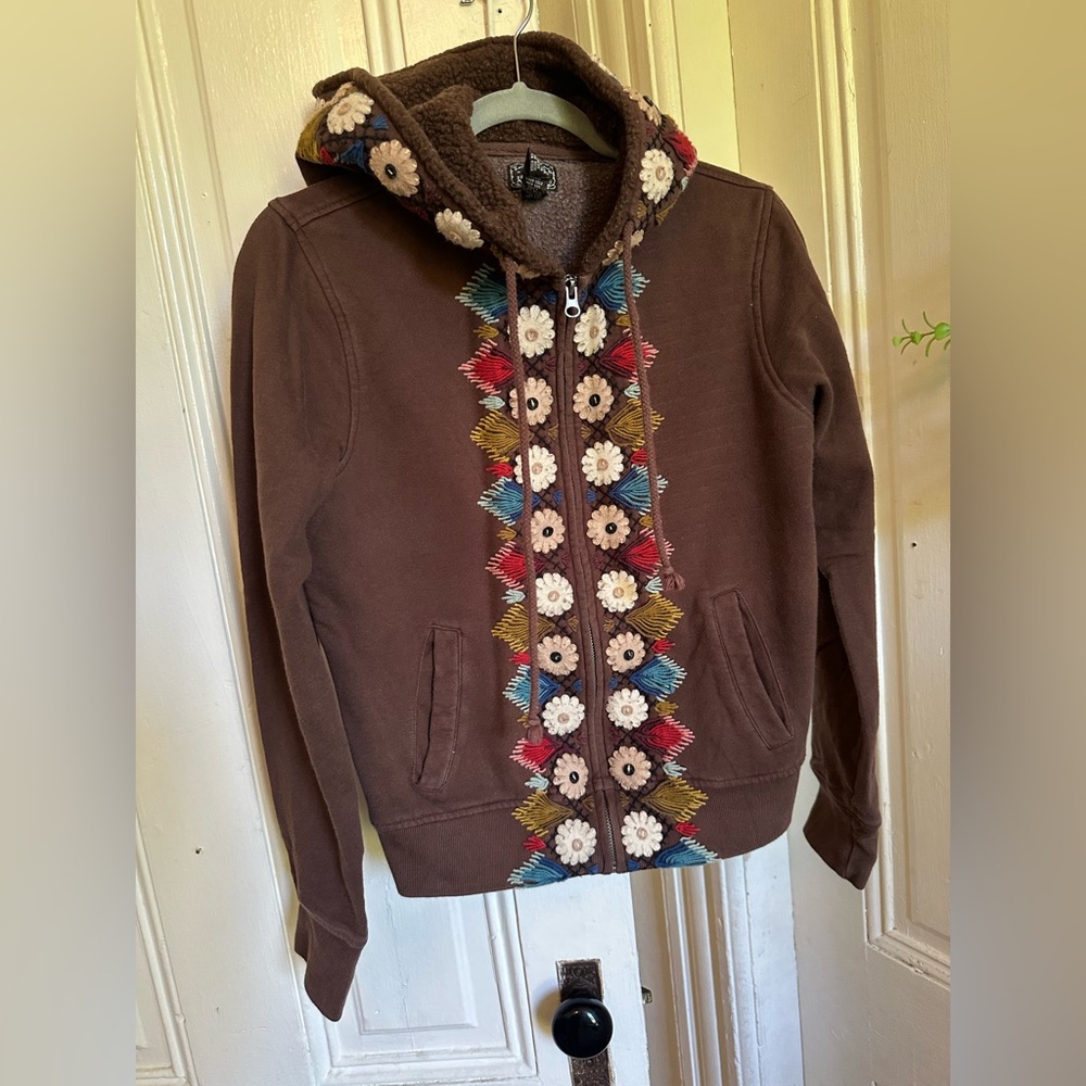 The cutest Y2K boho festival rare Brown Embroidered Flower Zip Hoodie size M